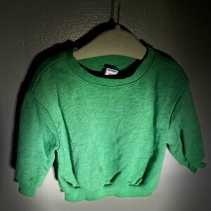 Old navy green sweatshirt